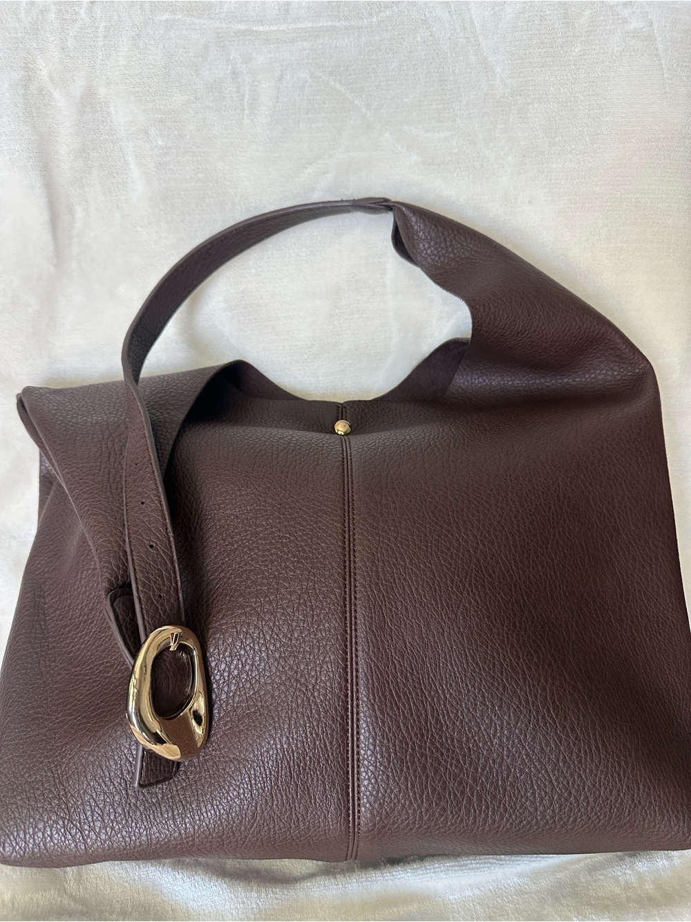 *New without tags* Anthropologie Love Knot Slouchy Bag: Buckle Edition - Picture 4 of 6